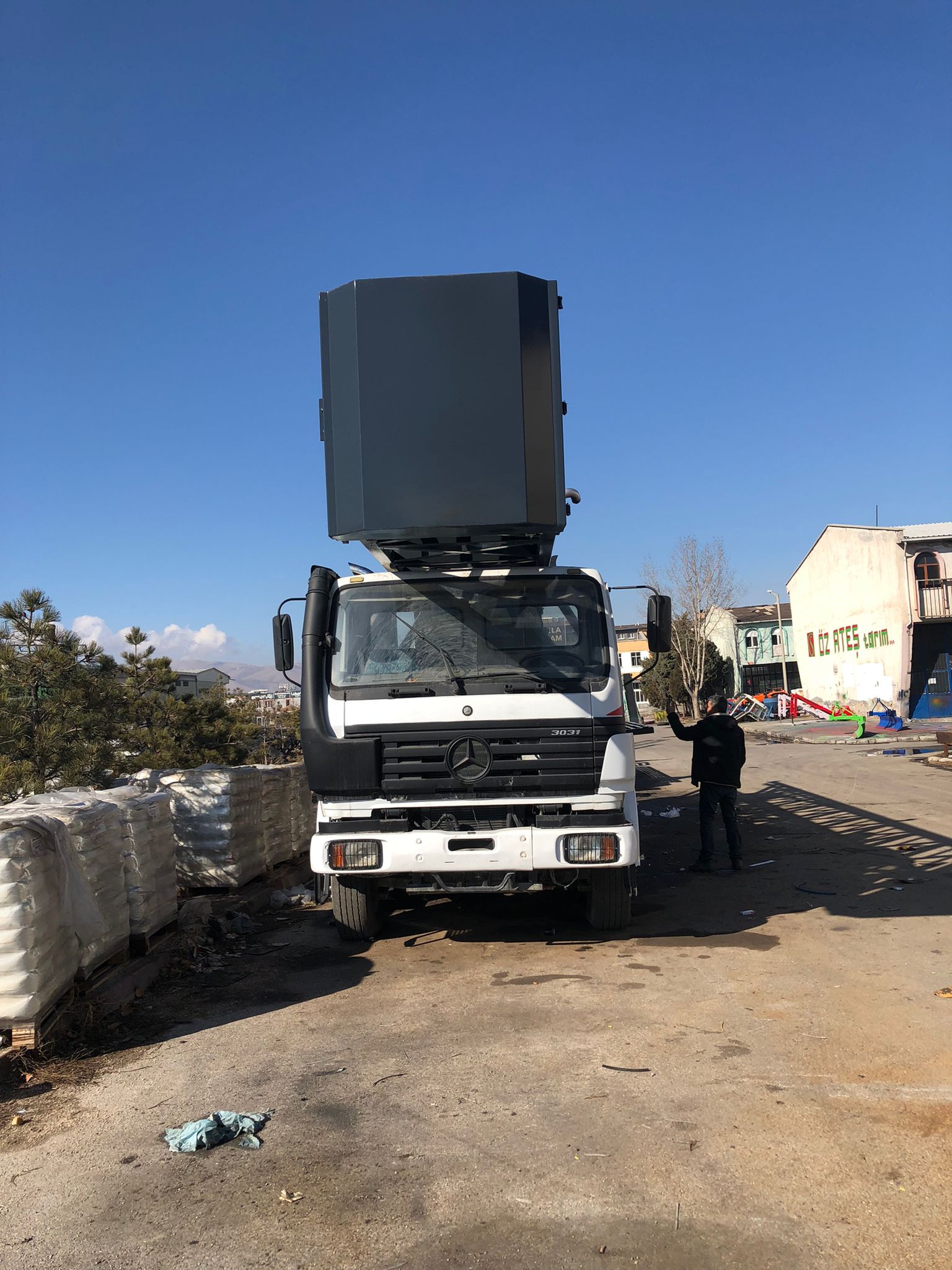 Tokel sondaj firmasına sondaj makinası tamamlanmıştır.